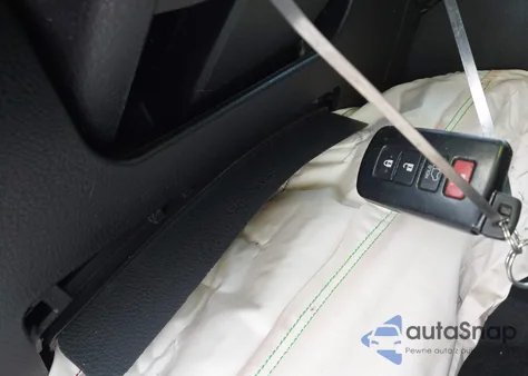 2018 Toyota Highlander Xle from USA, damaged, VIN 5TDJZRFH0JS528664